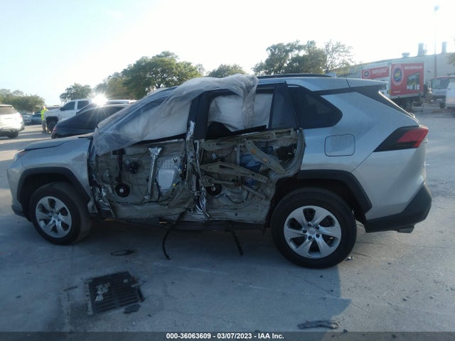 2019 Toyota RAV4, VIN: 2T3H1RFV3KC011260