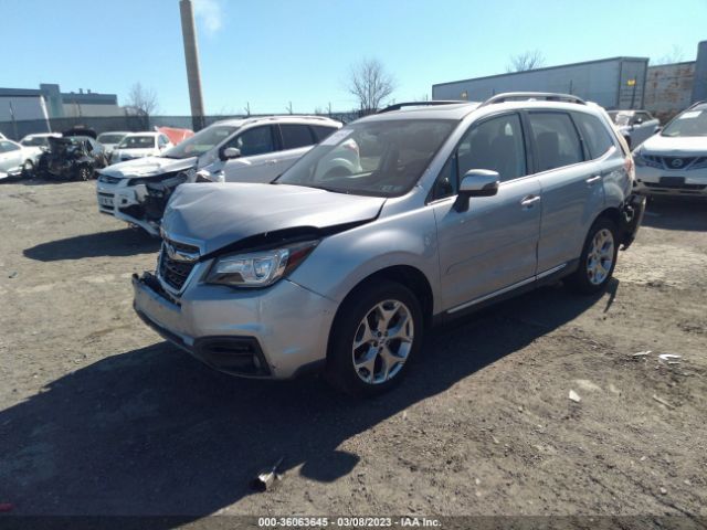 JF2SJAWC1JH482706 Subaru Forester Touring