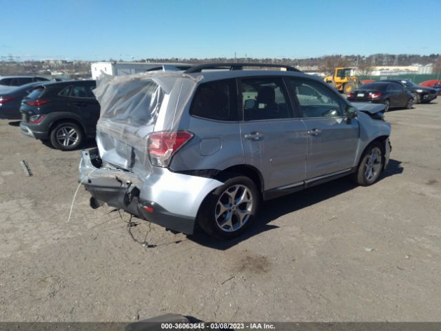 JF2SJAWC1JH482706 Subaru Forester Touring
