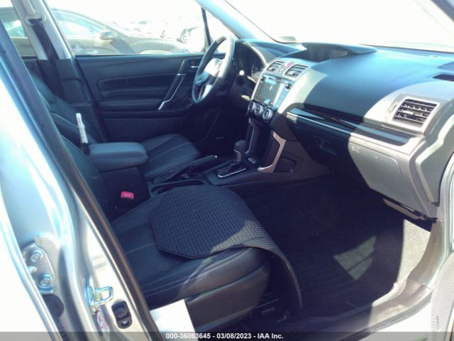 JF2SJAWC1JH482706 Subaru Forester Touring