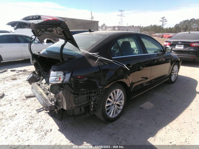 3VWL07AJ2GM211976 Volkswagen Jetta Sedan 1.8t Sel