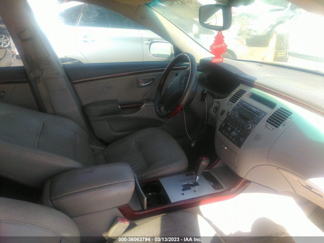 2006 HYUNDAI AZERA SE/LIMITED VIN: KMHFC46FX6A100335