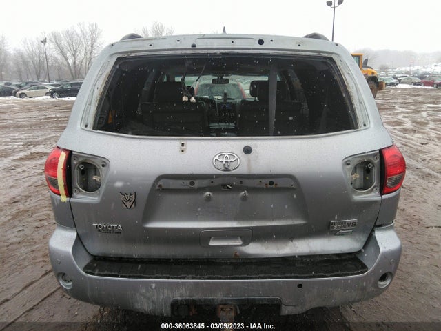 2010 TOYOTA SEQUOIA PLATINUM VIN: 5TDDW5G12AS039358