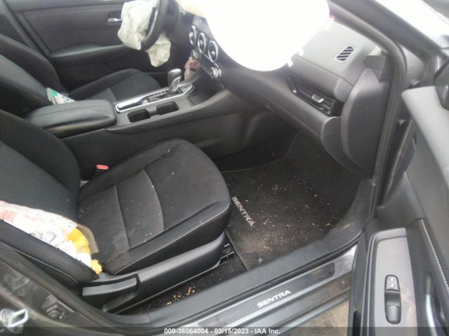 3N1AB8CV8MY306799 Nissan SENTRA SV