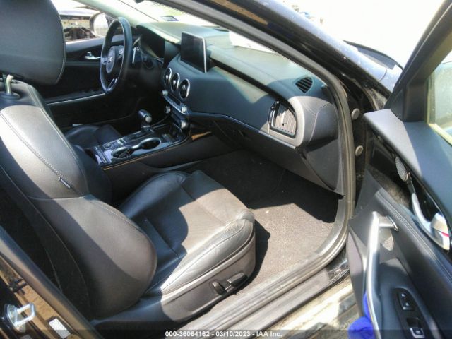 KNAE25LA6J6014238 KIA Stinger Premium