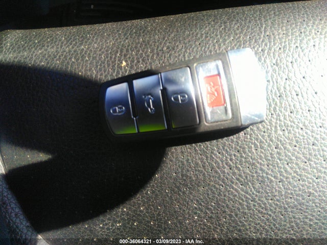 2010 VOLKSWAGEN PASSAT WAGON KOMFORT VIN: WVWXM7AN9AE159142