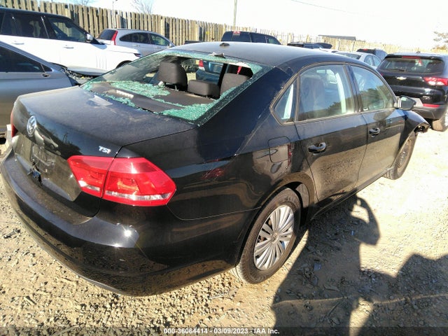 1VWAT7A39EC053165 Volkswagen PASSAT S