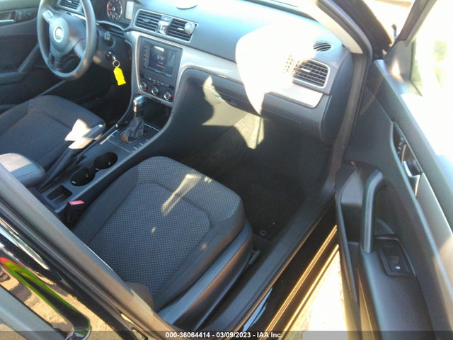 1VWAT7A39EC053165 Volkswagen PASSAT S