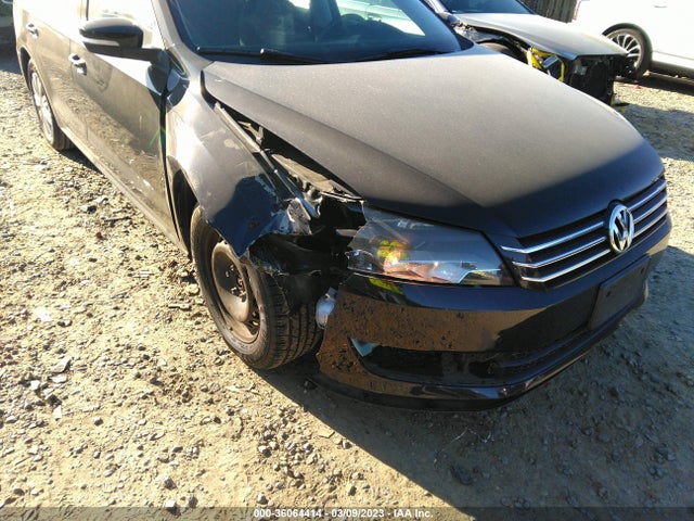 1VWAT7A39EC053165 Volkswagen PASSAT S