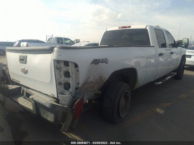 2008 CHEVROLET SILVERADO 2500HD WORK TRUCK VIN: 1GCHC23KX8F203599