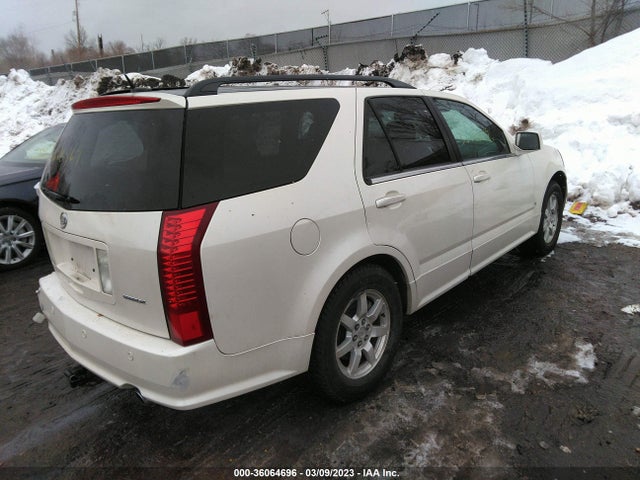 2007 CADILLAC SRX VIN: 1GYEE637370166374