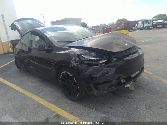 2022 7SAYGDEE7NF386969 main image