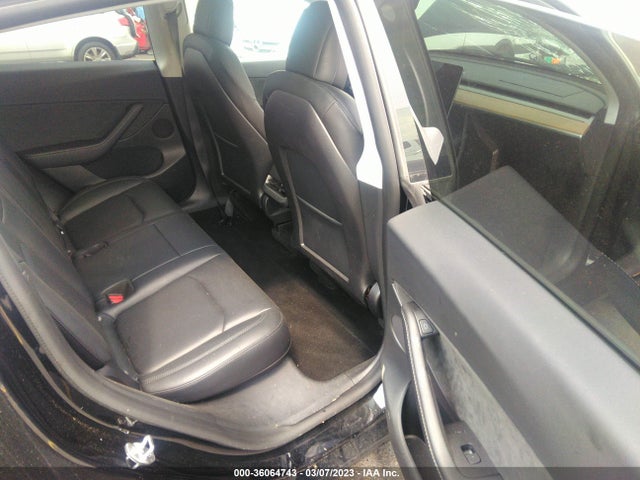 Tesla Model Y Long Range 2022 7SAYGDEE7NF386969 Image 8