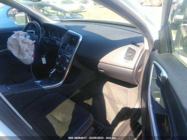 2016 Volvo XC60, VIN: YV440MDJ9G2817748