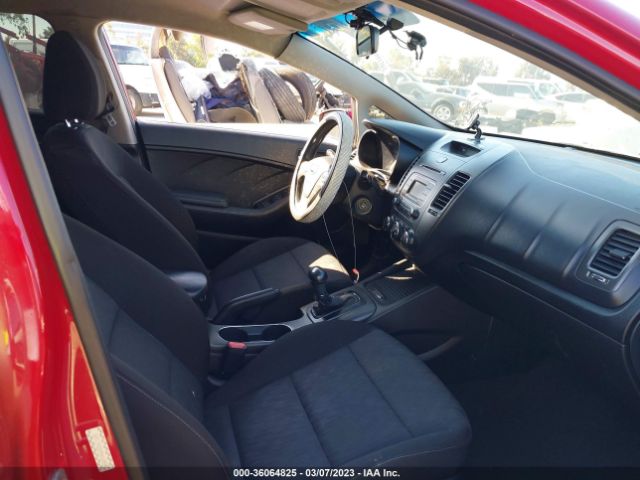 KNAFK4A68G5611645 KIA FORTE LX