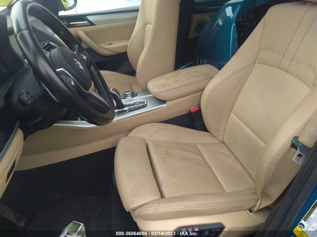 BMW X4 M40i 2017 5UXXW7C58H0M91392 Image 9