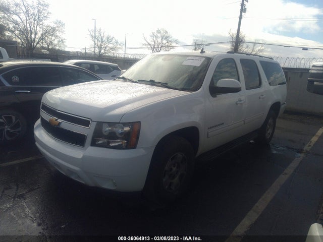 Chevrolet Suburban Lt 2014 1GNSKJE78ER121822 Image 2