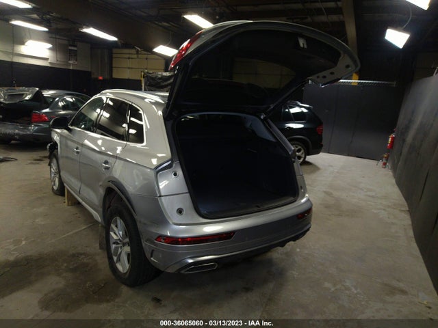 2022 Audi Q5, VIN: WA1GAAFY4N2076485