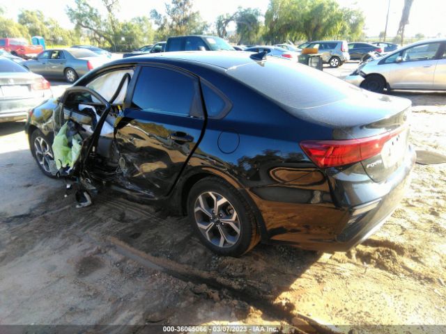 3KPF24AD8KE115310 KIA Forte Lxs