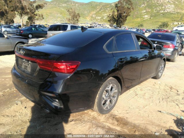 3KPF24AD8KE115310 KIA Forte Lxs
