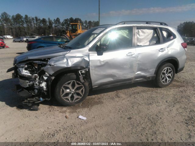 JF2SKAEC0NH471815 Subaru Forester Premium