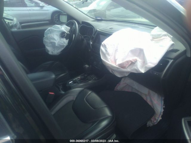 1C4PJLLB1KD226344 Jeep Cherokee Latitude Plus