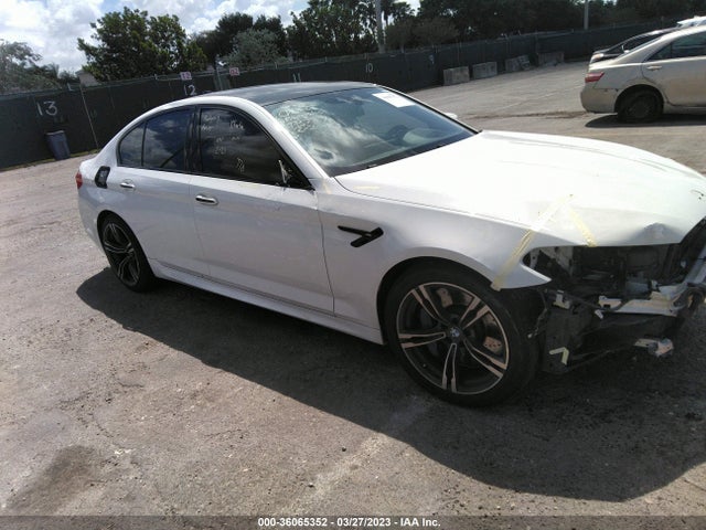2018 BMW M5, VIN: WBSJF0C56JB283514
