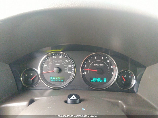 1J8HG48N06C273977 Jeep Commander