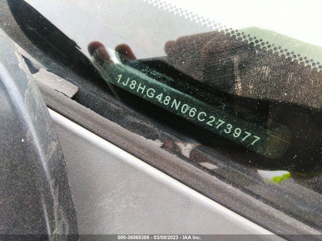 1J8HG48N06C273977 Jeep Commander