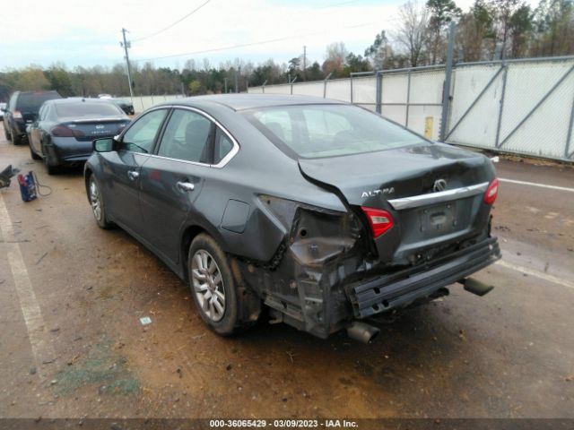1N4AL3AP5HN311663 Nissan Altima 2.5 S