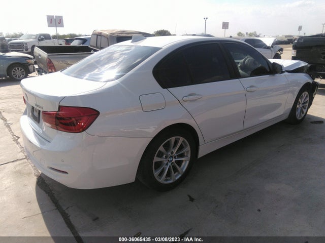 BMW 3 Series 320i 2017 WBA8A9C37HK864163 Image 4