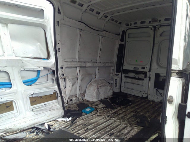RAM Promaster 2015 3C6URVHG4FE511157 Image 9