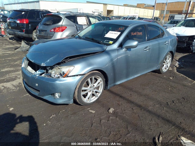 Lexus IS 2007 JTHBK262775033015 Image 2