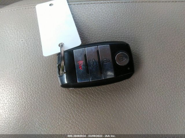 5XYKU4A70EG498900 KIA SORENTO EX