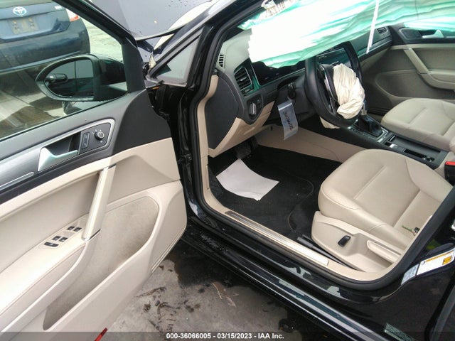 WVWPR7AU2KW913132 Volkswagen E-golf Sel Premium