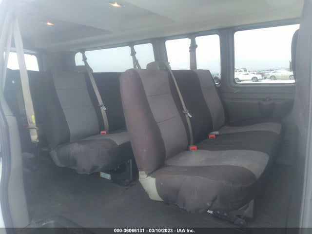 Chevrolet Express Passenger Lt 2019 1GAZGPFG6K1304567 Image 8