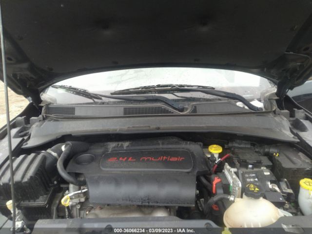3C4NJDCB8JT230607 Jeep Compass Limited