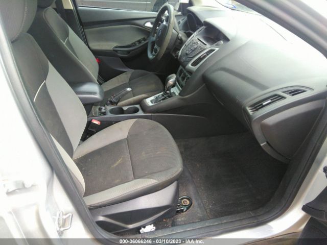 1FADP3K29EL242374 Ford FOCUS SE