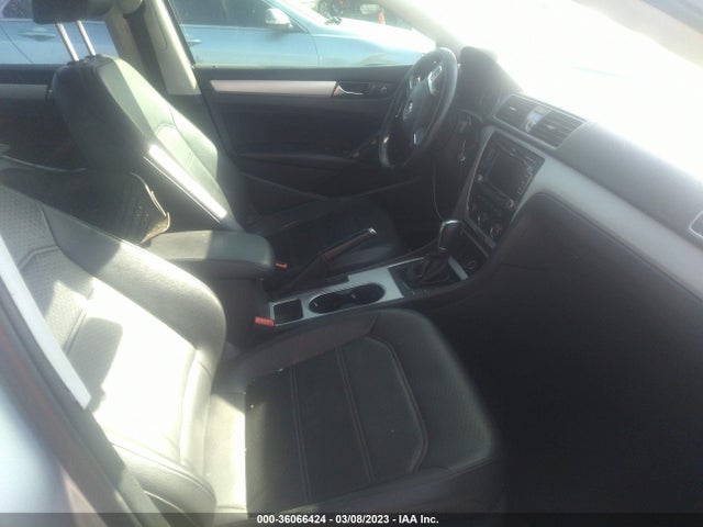 Volkswagen PASSAT SE 2013 1VWBP7A3XDC090703 Image 7
