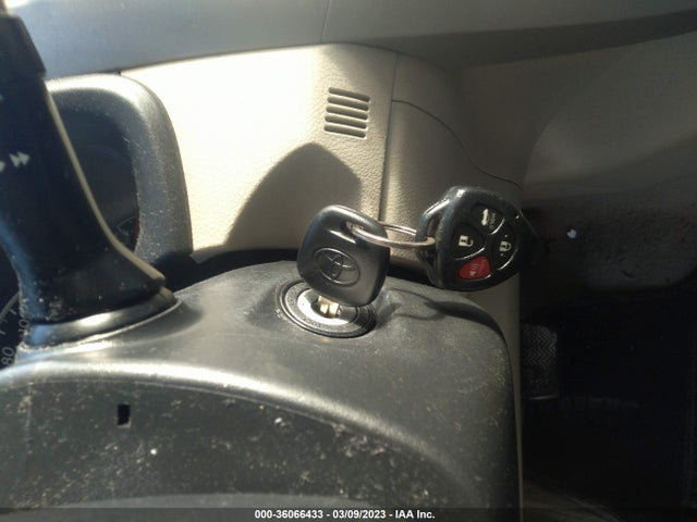 2011 TOYOTA COROLLA L/LE/S VIN: 2T1BU4EE4BC706504