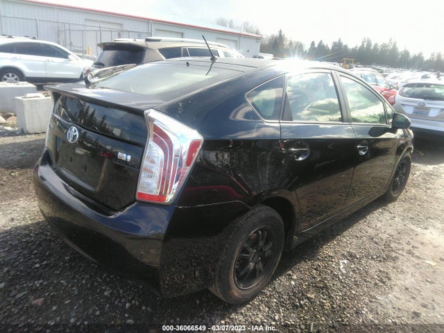 Toyota Prius Four 2015 JTDKN3DUXF0460557 Image 5