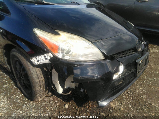 Toyota Prius Four 2015 JTDKN3DUXF0460557 Image 7