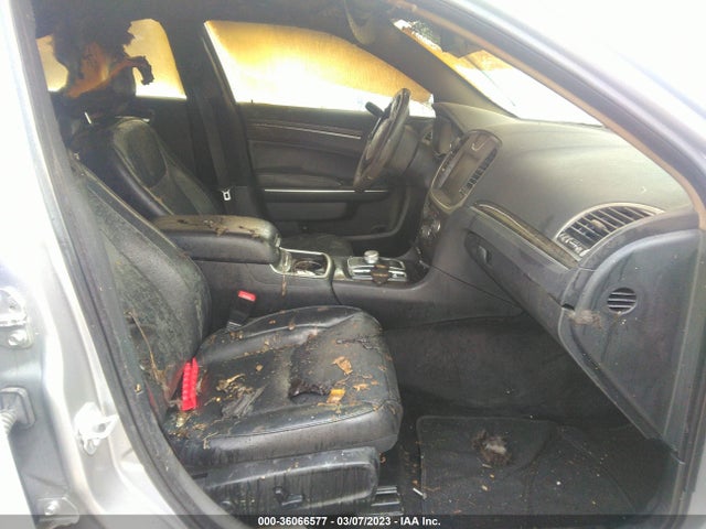 2C3CCAEG5HH646047 Chrysler 300 300c
