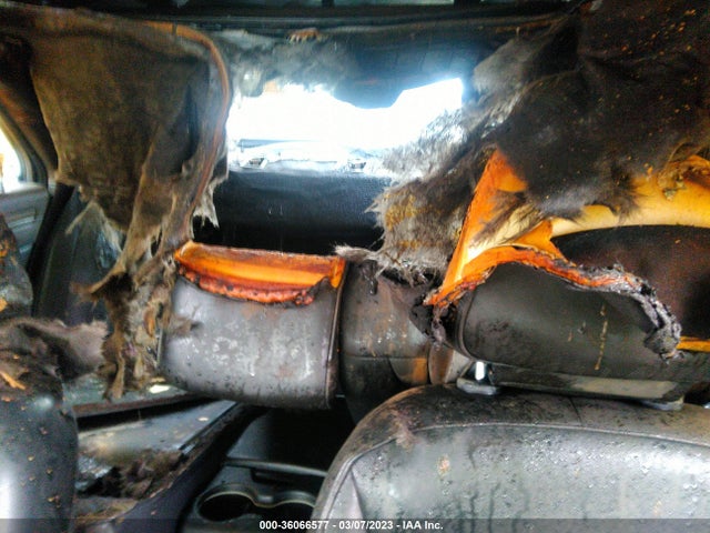 2C3CCAEG5HH646047 Chrysler 300 300c