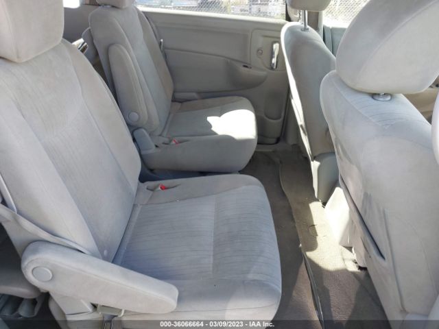 JN8AE2KP6F9125590 Nissan Quest Sv