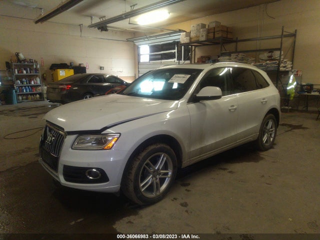 WA1CMAFP5EA114132 Audi Q5 Premium Plus