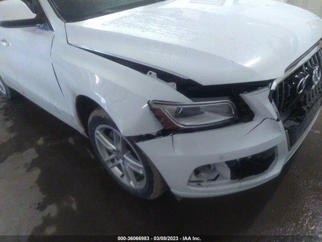 WA1CMAFP5EA114132 Audi Q5 Premium Plus