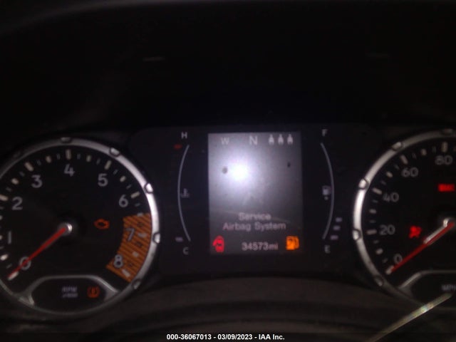 Jeep Renegade Latitude 2019 ZACNJBBB8KPK53056 Image 8