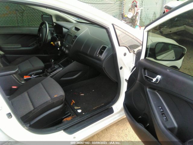 3KPFL4A78HE015482 KIA FORTE S