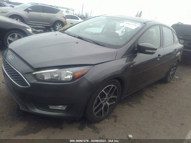 Ford FOCUS SEL 2018 1FADP3H28JL236714 Image 2